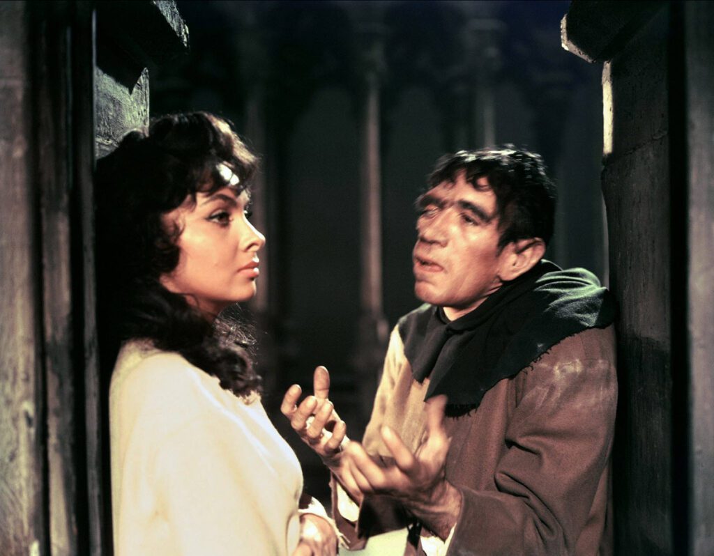 Gina Lollobrigida et Anthony Quinn dans «Notre-Dame de Paris» de Jean Delannoy  (1956)